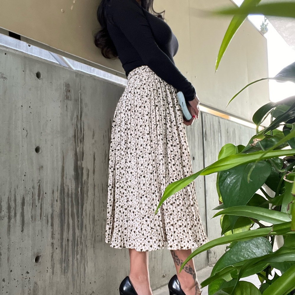 Leopard skirt